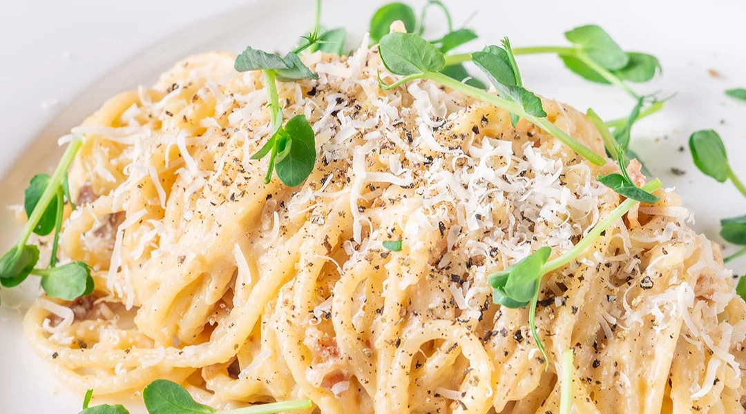 Lemon Garlic Pasta with Arugula Microgreens